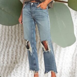 EUC We The Free Distressed Maggie Light Denim Blue Jeans Women’s Thirty-One (31)